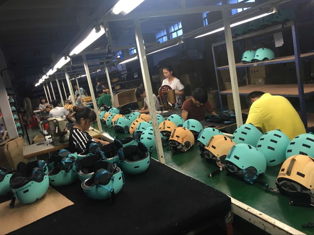 ヘルメットスキー