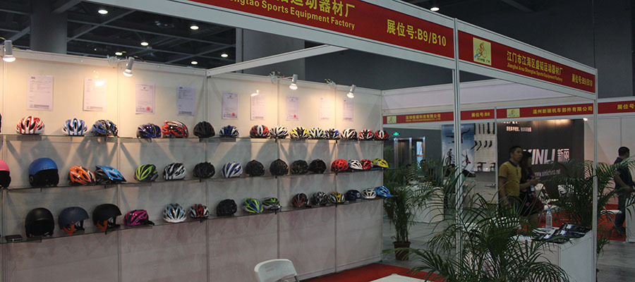 casque de skateboard pour hommes